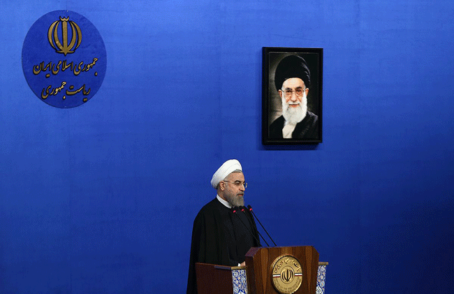 (تصاویر) ضیافت افطار روحانی با فعالان احزاب و سیاسیون (تصاویر) ضیافت افطار روحانی با فعالان احزاب و سیاسیون