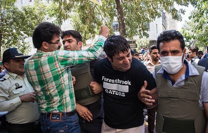 (تصاویر) بازسازی دزدی طلافروشی در خانی‌آباد