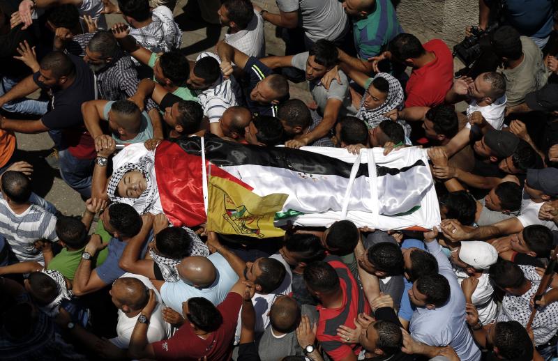 (تصاویر) شهادت جوان فلسطینی در تظاهرات (تصاویر) شهادت جوان فلسطینی در تظاهرات