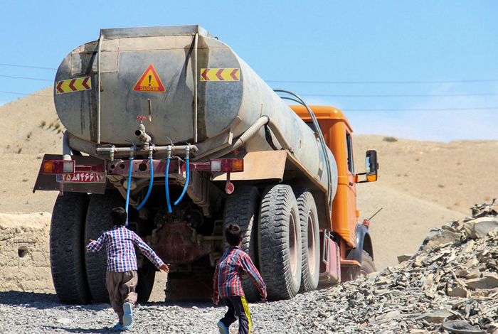 (تصاویر) بی آبی در روستای «فتح الله» (تصاویر) بی آبی در روستای «فتح الله»
