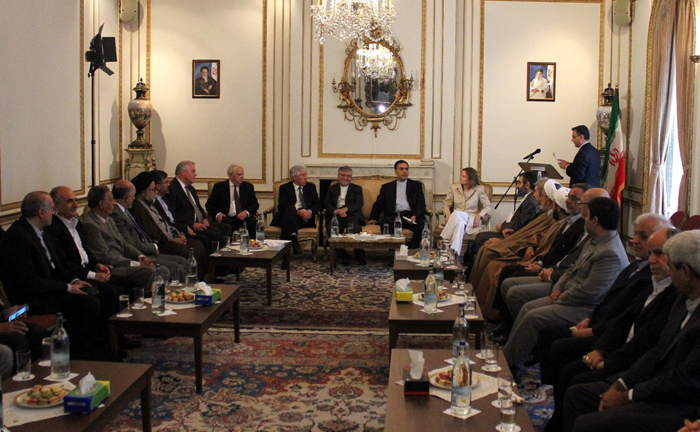 (تصاویر) بازگشایی سفارت ایران در لندن (تصاویر) بازگشایی سفارت ایران در لندن
