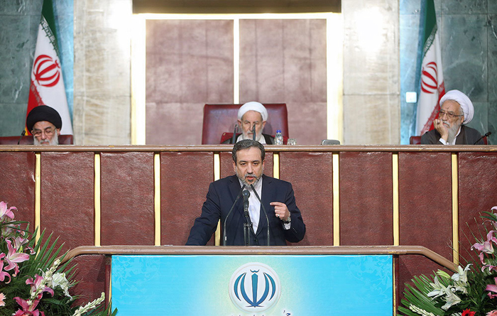 (تصاویر) سخنرانی عراقچی در جمع خبرگان (تصاویر) سخنرانی عراقچی در جمع خبرگان