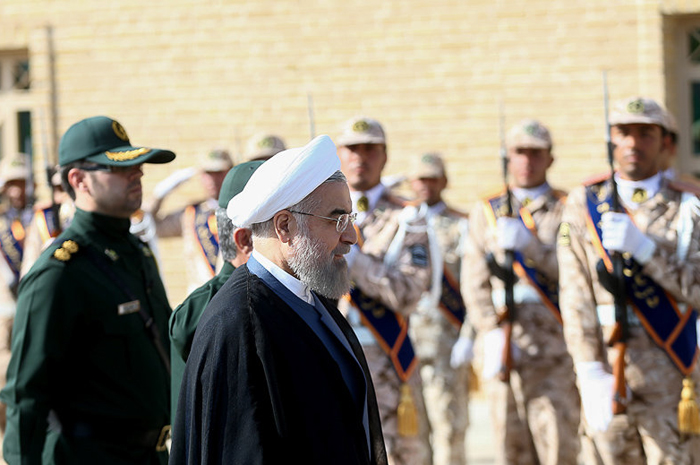 (تصاویر) روحانی در جمع فرماندهان سپاه (تصاویر) روحانی در جمع فرماندهان سپاه