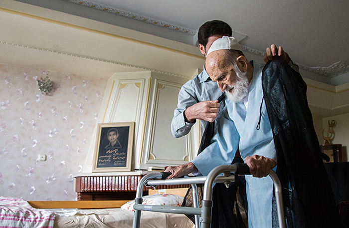 (تصاویر) آخرین روزهای آیتالله خزعلی (تصاویر) آخرین روزهای آیتالله خزعلی