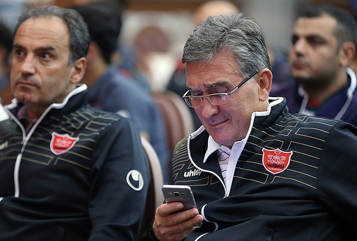 (تصاویر) رونمایی از لباس جدید پرسپولیس (تصاویر) رونمایی از لباس جدید پرسپولیس