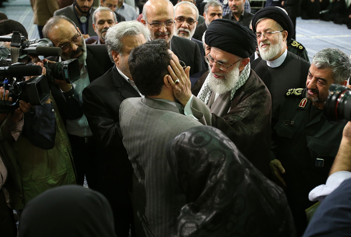 (تصاویر) دیدار جانبازان با رهبرانقلاب (تصاویر) دیدار جانبازان با رهبرانقلاب