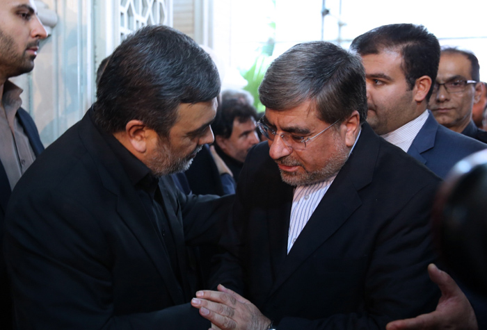 (تصاویر) مقامات در ختم پدر رئیس پلیس (تصاویر) مقامات در ختم پدر رئیس پلیس