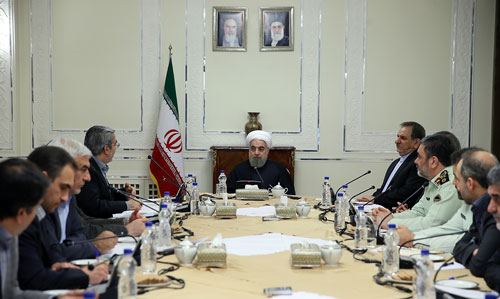 دستور روحانی جهت ادامه پیگیریهای فاجعه منا دستور روحانی جهت ادامه پیگیریهای فاجعه منا