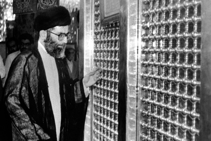(تصاویر) سفر آیت‌الله خامنه‌ای به سوریه