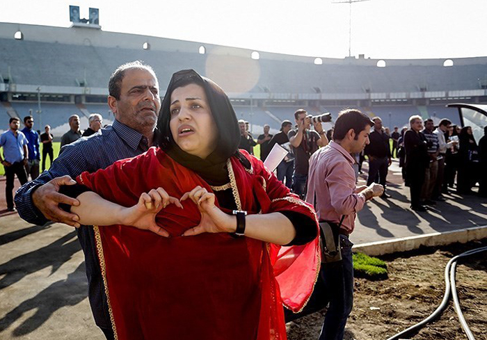 (تصاویر) مراسم وداع با هادی نوروزی در آزادی