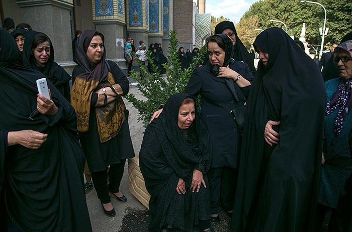(تصاویر) خاکسپاری جانباختگان منا