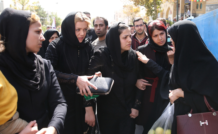 (تصاویر) مجلس ترحیم هادی نوروزی (تصاویر) مجلس ترحیم هادی نوروزی