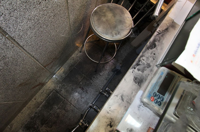 (تصاویر) بازسازی سرقت مسلحانه از طلافروشی