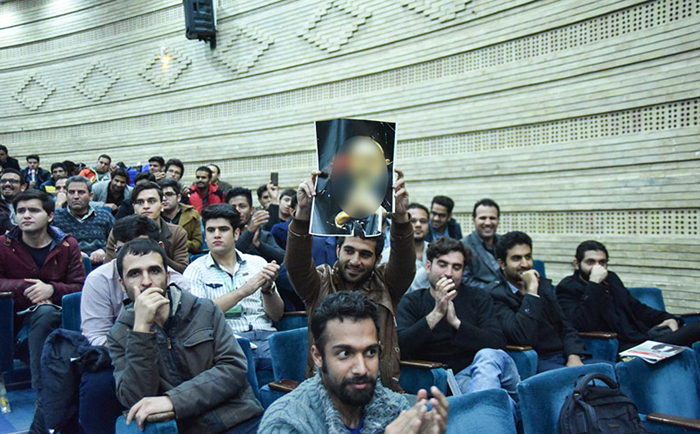 (تصاویر) تنش در جریان سخنرانی صادق خرازی (تصاویر) تنش در جریان سخنرانی صادق خرازی