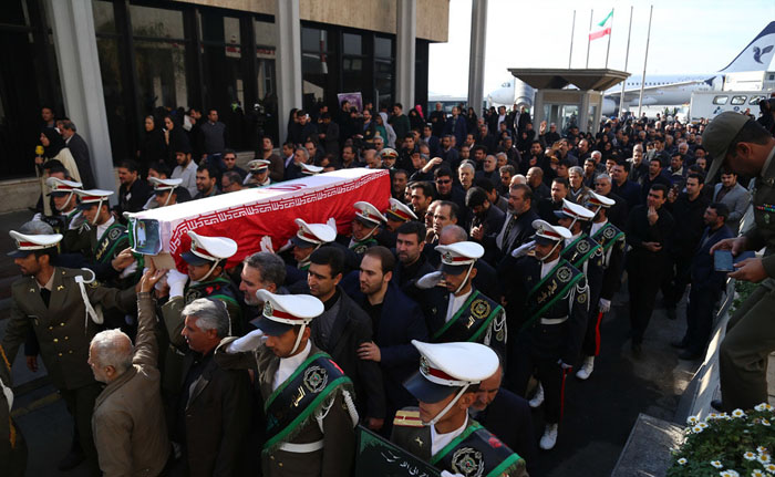 پیکر مرحوم رکنآبادی وارد تهران شد پیکر مرحوم رکنآبادی وارد تهران شد