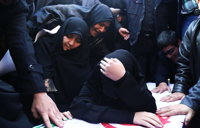 پیکر مرحوم رکنآبادی وارد تهران شد پیکر مرحوم رکنآبادی وارد تهران شد