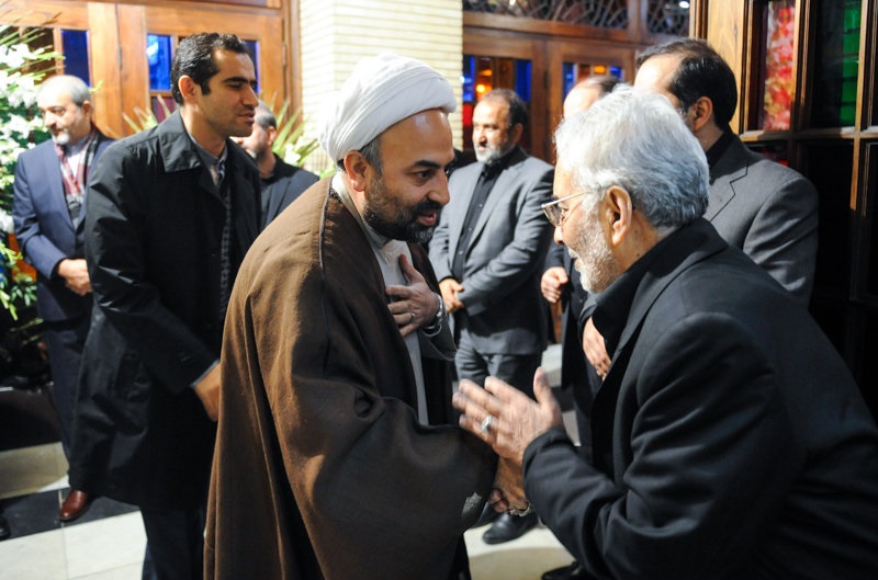 (تصاویر) مراسم ختم برادر حسین انتظامی (تصاویر) مراسم ختم برادر حسین انتظامی