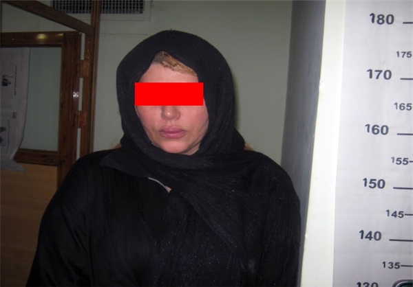 دستگیری یاسمین و آتنا به خاطر زورگیری از مردان دستگیری یاسمین و آتنا به خاطر زورگیری از مردان