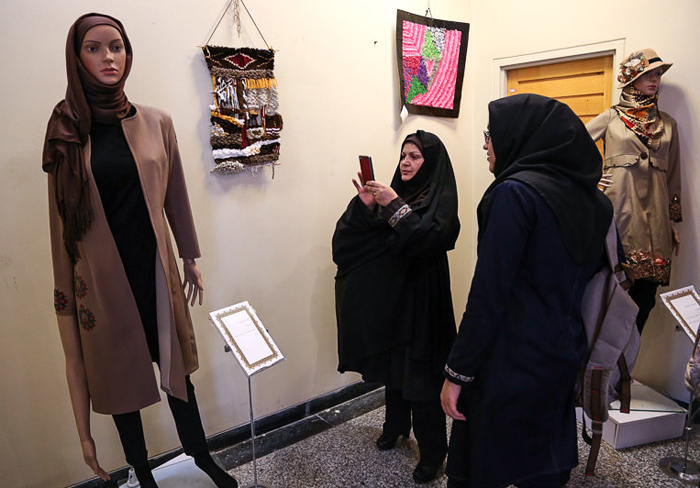 (تصاویر) نمایشگاه مد و پوشش اسلامی (تصاویر) نمایشگاه مد و پوشش اسلامی