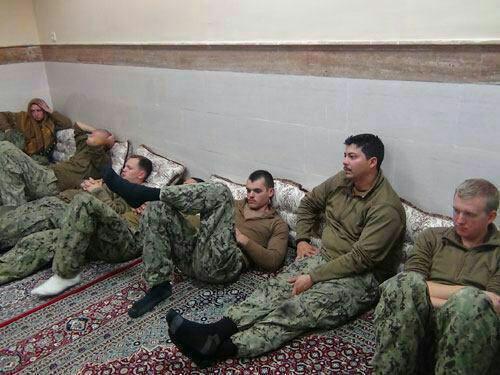 (تصاویر) تفنگداران دریایی امریکا قبل از آزادی (تصاویر) تفنگداران دریایی امریکا قبل از آزادی