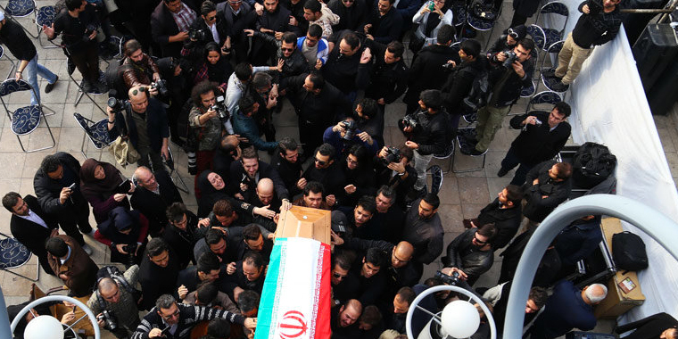 تشییع مرتضی پاشایی، تجمع علاقمندان مرتضی پاشایی، طبیعت زیبایی پاییزی، حریق طولانی در بازار و ... تشییع مرتضی پاشایی، تجمع علاقمندان مرتضی پاشایی، طبیعت زیبایی پاییزی، حریق طولانی در بازار و ...