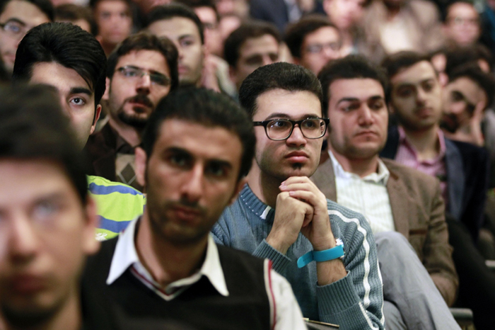 (تصاویر) روحانی در مراسم روز دانشجو (تصاویر) روحانی در مراسم روز دانشجو