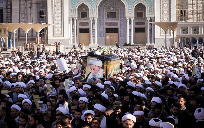 (تصاویر) تشییع آیتالله انصاری شیرازی (تصاویر) تشییع آیتالله انصاری شیرازی