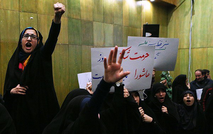 (تصاویر) حضور جنجالی شریعتمداری در دانشگاهتهران (تصاویر) حضور جنجالی شریعتمداری در دانشگاهتهران