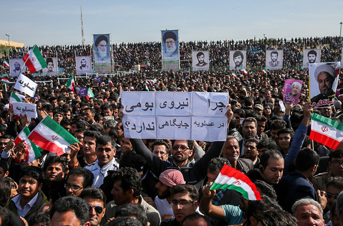 (تصاویر) استقبال از روحانی در بوشهر (تصاویر) استقبال از روحانی در بوشهر