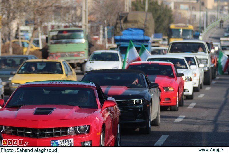 (تصاویر) رژهی آمریکاییها در دوازده بهمنِ تبریز! (تصاویر) رژهی آمریکاییها در دوازده بهمنِ تبریز!
