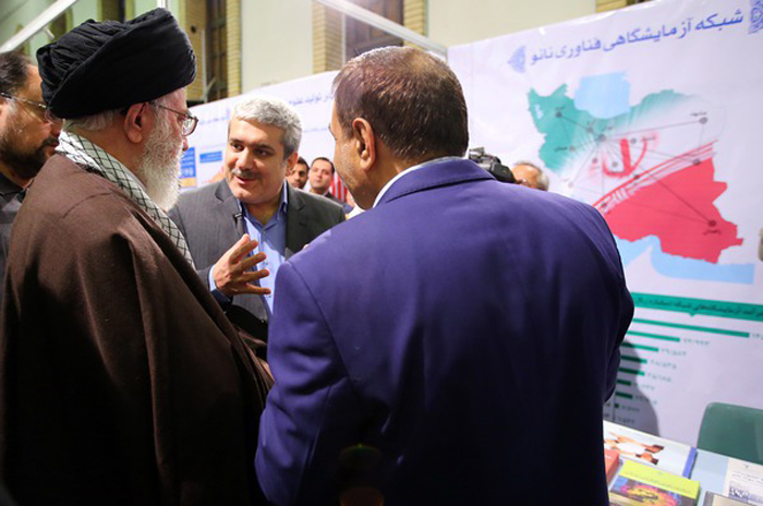 (تصاویر) بازدید رهبرانقلاب از دستاوردهای نانو (تصاویر) بازدید رهبرانقلاب از دستاوردهای نانو