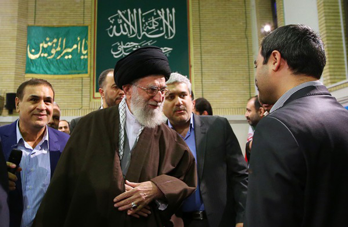 (تصاویر) بازدید رهبرانقلاب از دستاوردهای نانو (تصاویر) بازدید رهبرانقلاب از دستاوردهای نانو