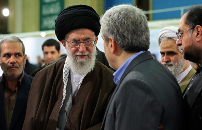 (تصاویر) بازدید رهبرانقلاب از دستاوردهای نانو (تصاویر) بازدید رهبرانقلاب از دستاوردهای نانو