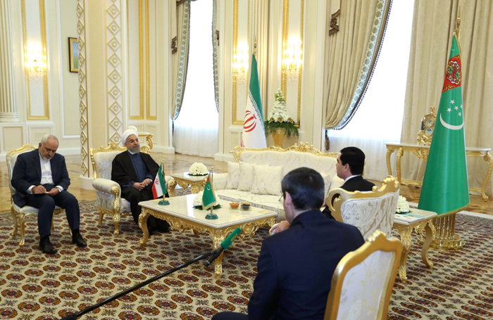 (تصاویر) سفر روحانی به عشقآباد (تصاویر) سفر روحانی به عشقآباد