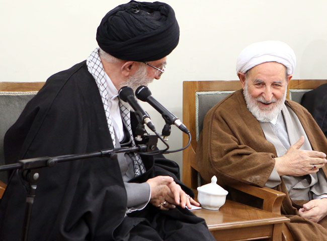 (تصاویر) دیدار اعضای خبرگان با رهبر انقلاب (تصاویر) دیدار اعضای خبرگان با رهبر انقلاب
