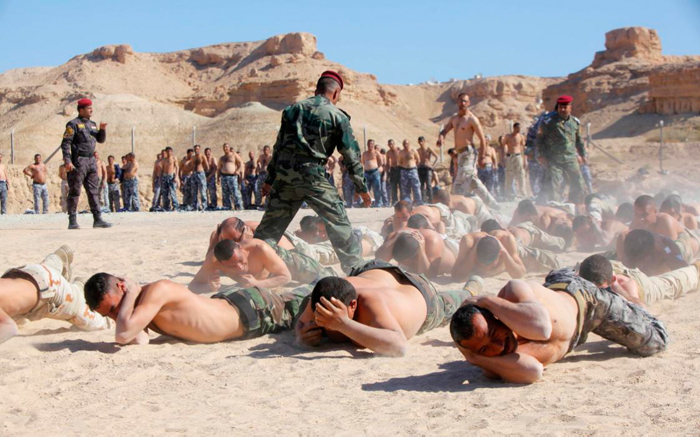 (تصاویر) آموزش داوطلبان از اعزام به تکریت (تصاویر) آموزش داوطلبان از اعزام به تکریت