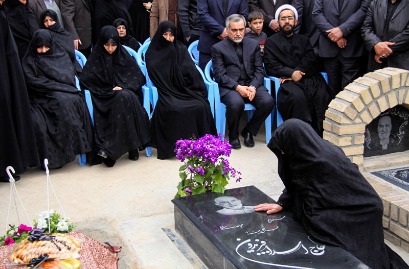 مراسم هفتمین روز درگذشت مادر روحانی در سرخه مراسم هفتمین روز درگذشت مادر روحانی در سرخه