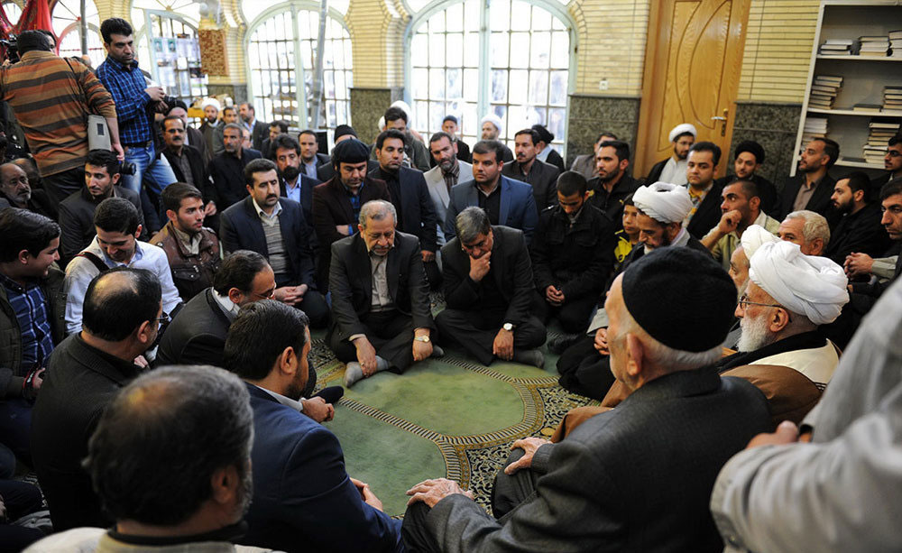 (تصاویر) تشییع پیکر همسر آیت‌الله جنتی