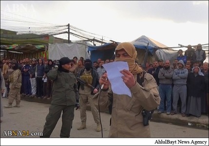 (تصاویر) سنگسار شهروند عراقی توسط داعش (تصاویر) سنگسار شهروند عراقی توسط داعش