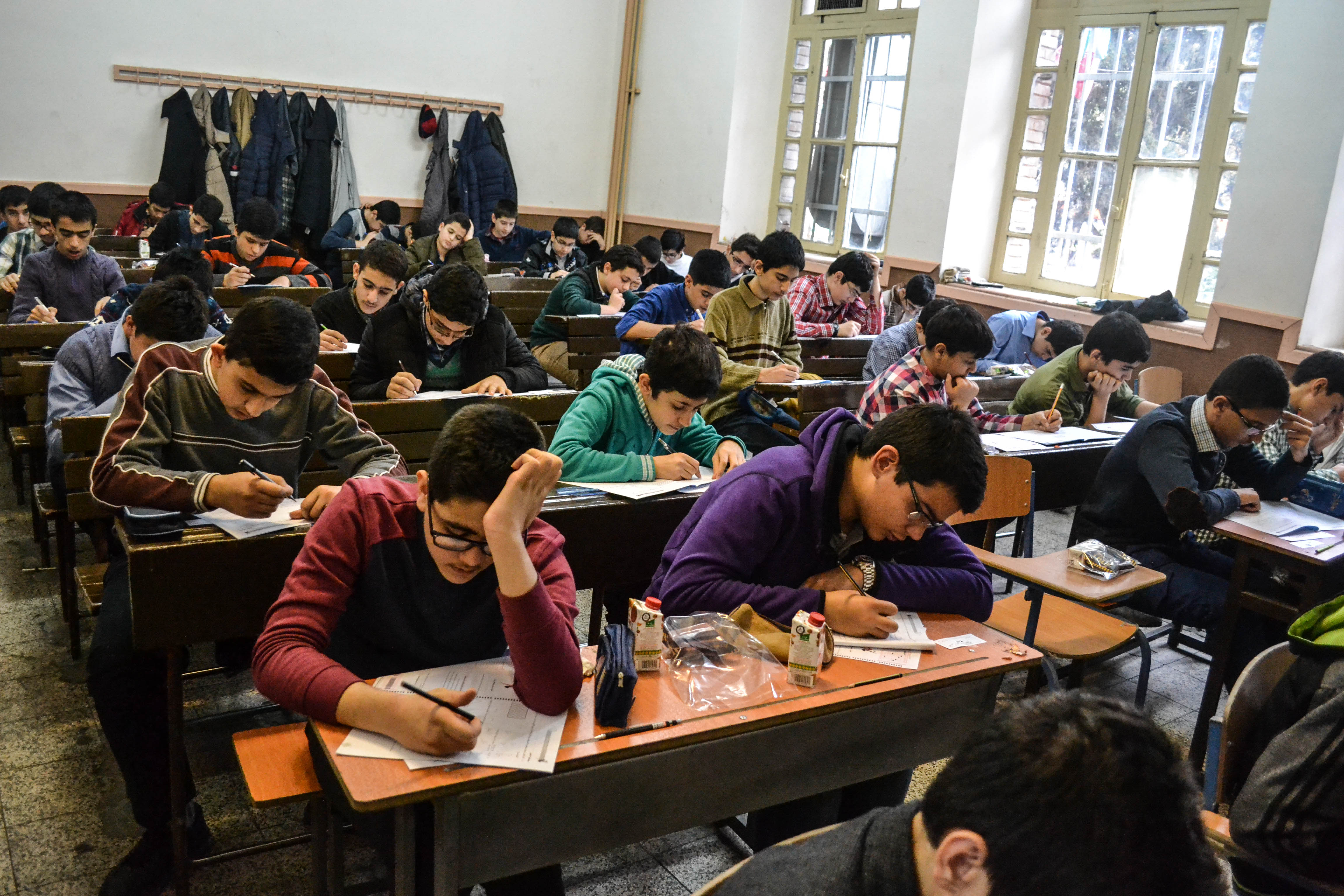 پنجمین المپیاد ریاضی نوجوان ایران پنجمین المپیاد ریاضی نوجوان ایران
