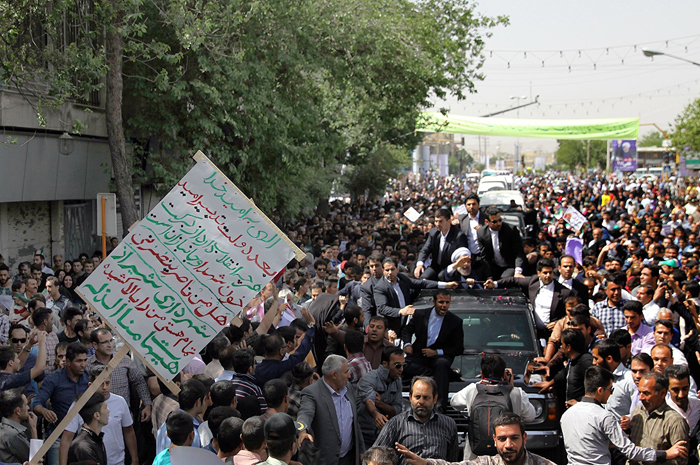 (تصاویر) سفر روحانی به شیراز (تصاویر) سفر روحانی به شیراز