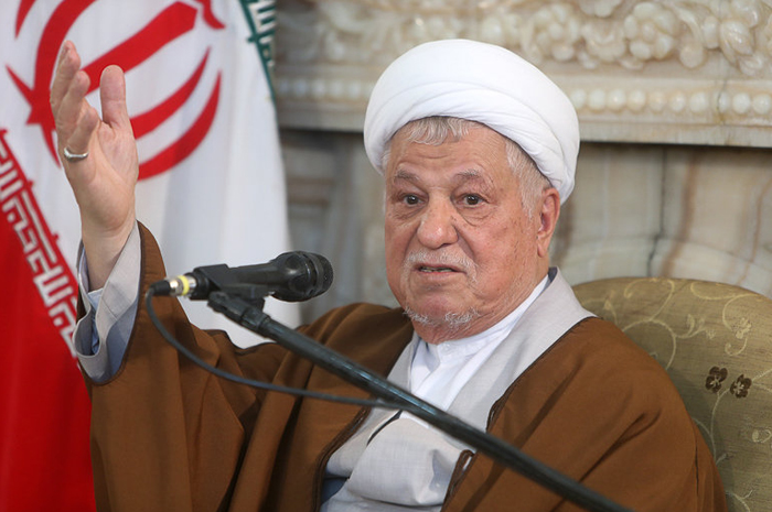 (تصاویر) دیدار دانشجویان با هاشمی (تصاویر) دیدار دانشجویان با هاشمی