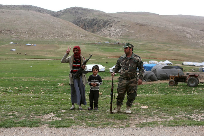 (تصاویر) زنان چریک در سنجار (تصاویر) زنان چریک در سنجار