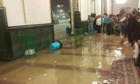 (تصویر) آبگرفتگی در حرم امام رضا