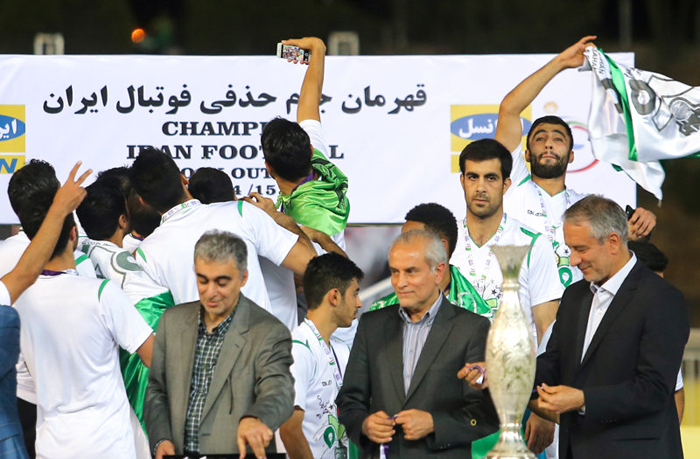(تصاویر) جشن قهرمانی دوب آهن (تصاویر) جشن قهرمانی دوب آهن