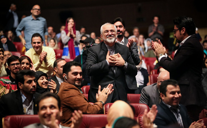 (تصاویر) ظریف میهمان ارکستر «البرز» (تصاویر) ظریف میهمان ارکستر «البرز»