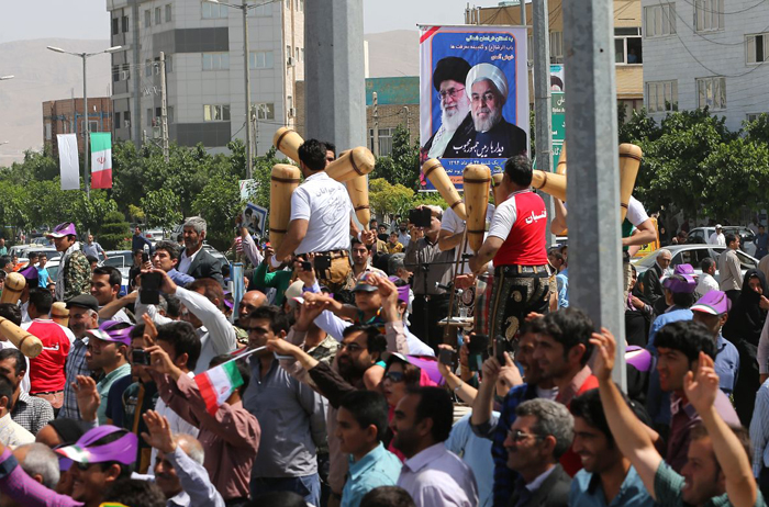 (تصاویر) استقبال از روحانی در بجنورد (تصاویر) استقبال از روحانی در بجنورد
