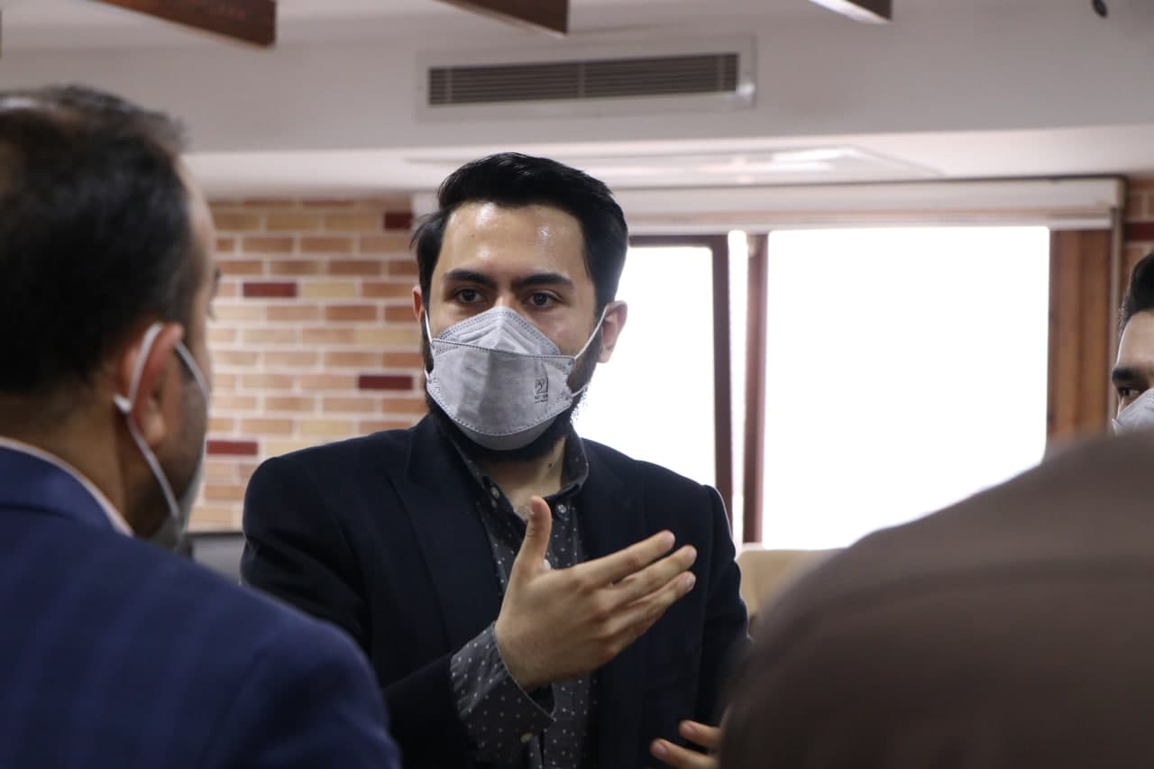 یکی از رسالت‌های یکتانت، گسترش ادبیات بازاریابی دیجیتال است