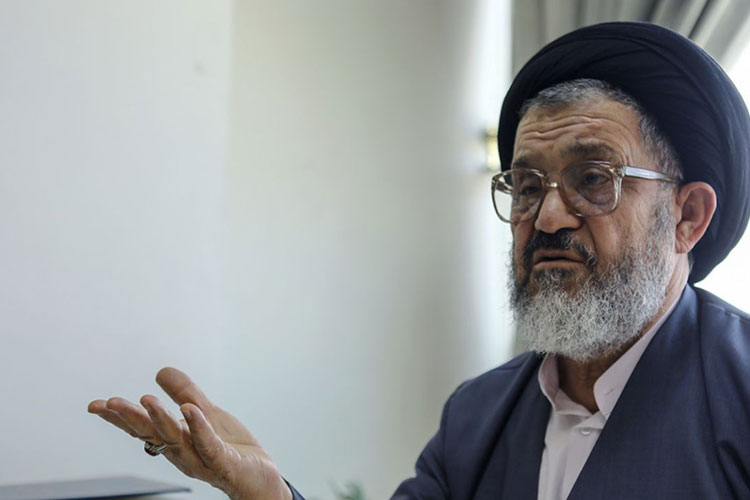 سید رضا اکرمی