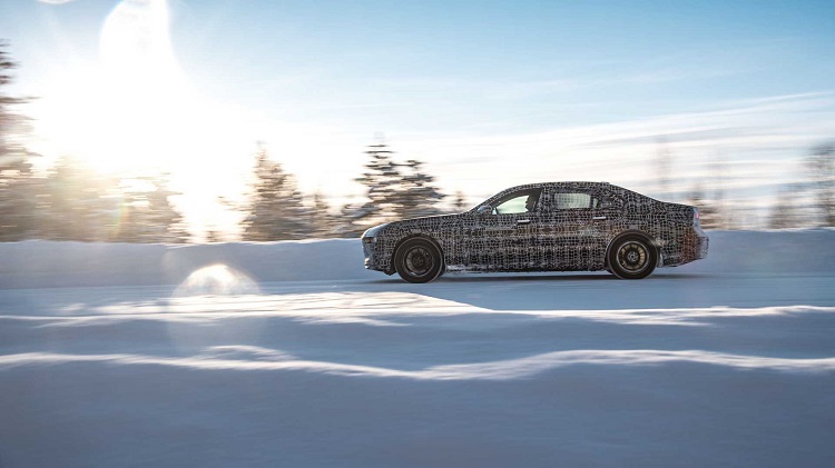 (ویدئو) تست زمستانی اولین سدان برقی لوکس جهان